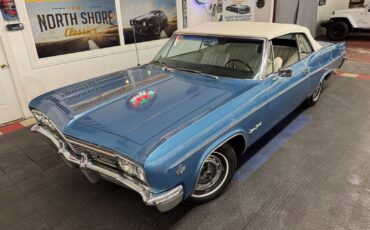 Chevrolet-Impala-1966-Convertible-2