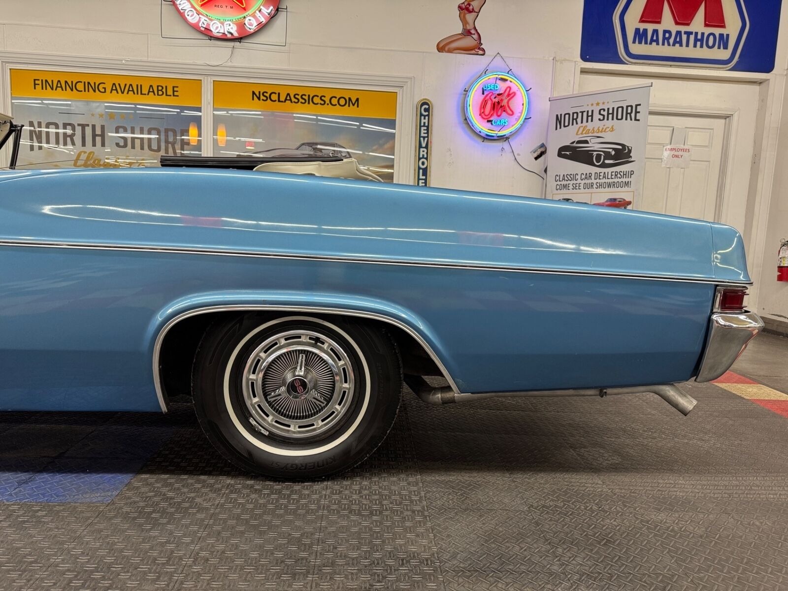 Chevrolet-Impala-1966-Convertible-24
