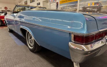 Chevrolet-Impala-1966-Convertible-25