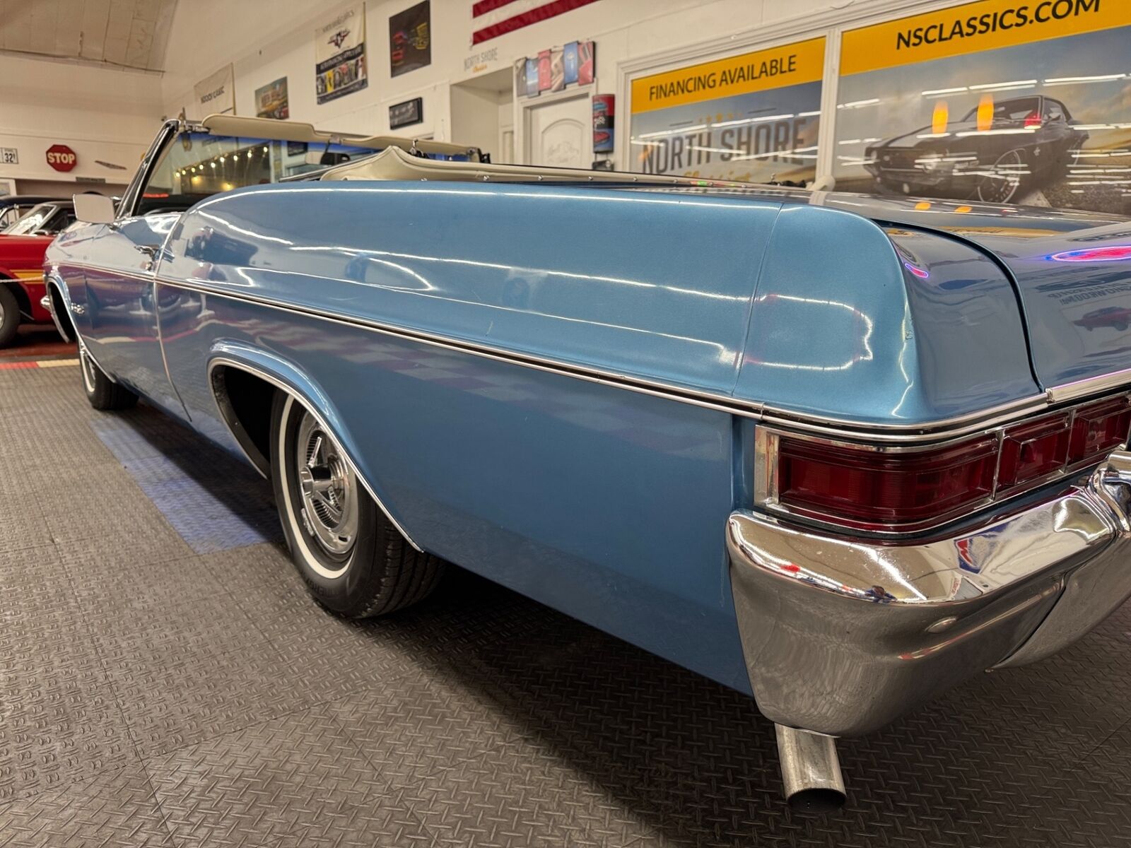 Chevrolet-Impala-1966-Convertible-25