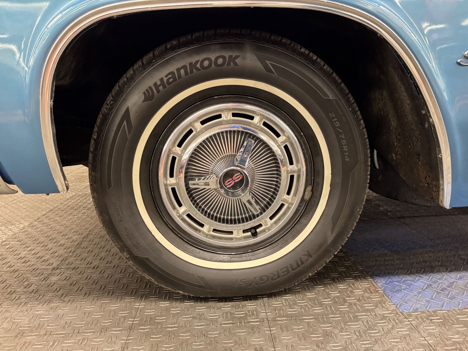 Chevrolet-Impala-1966-Convertible-26