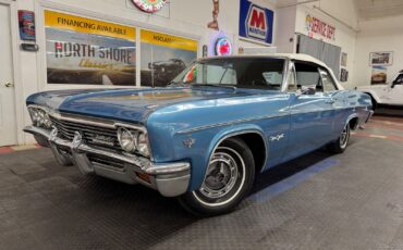 Chevrolet-Impala-1966-Convertible-3