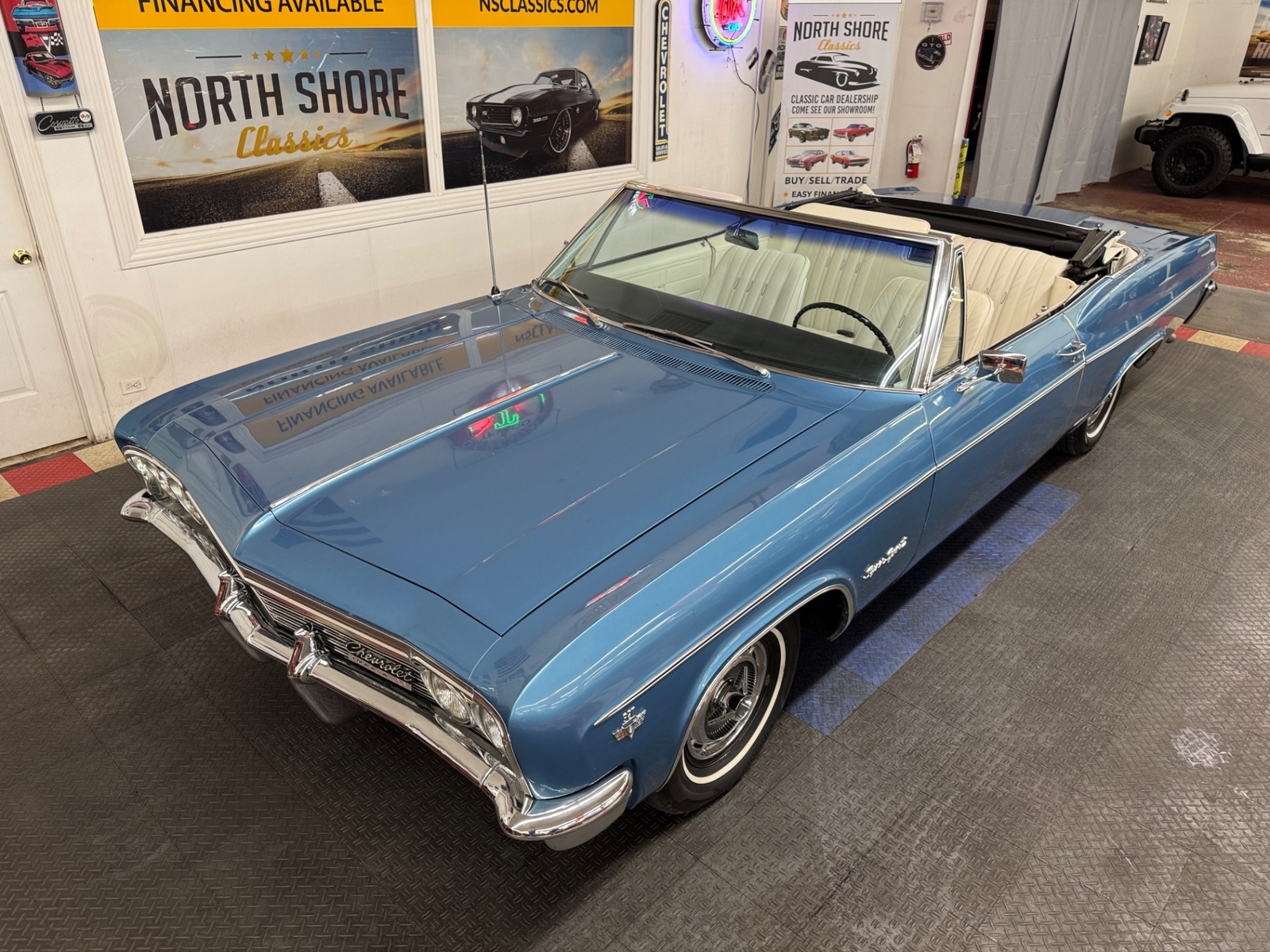 Chevrolet-Impala-1966-Convertible-32