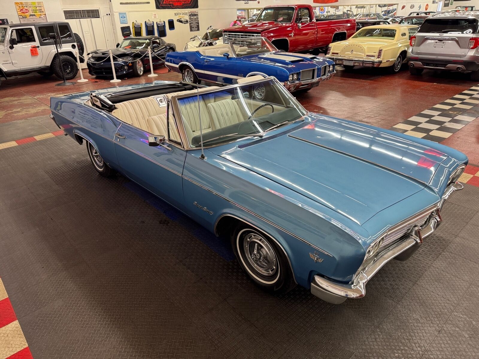 Chevrolet-Impala-1966-Convertible-33