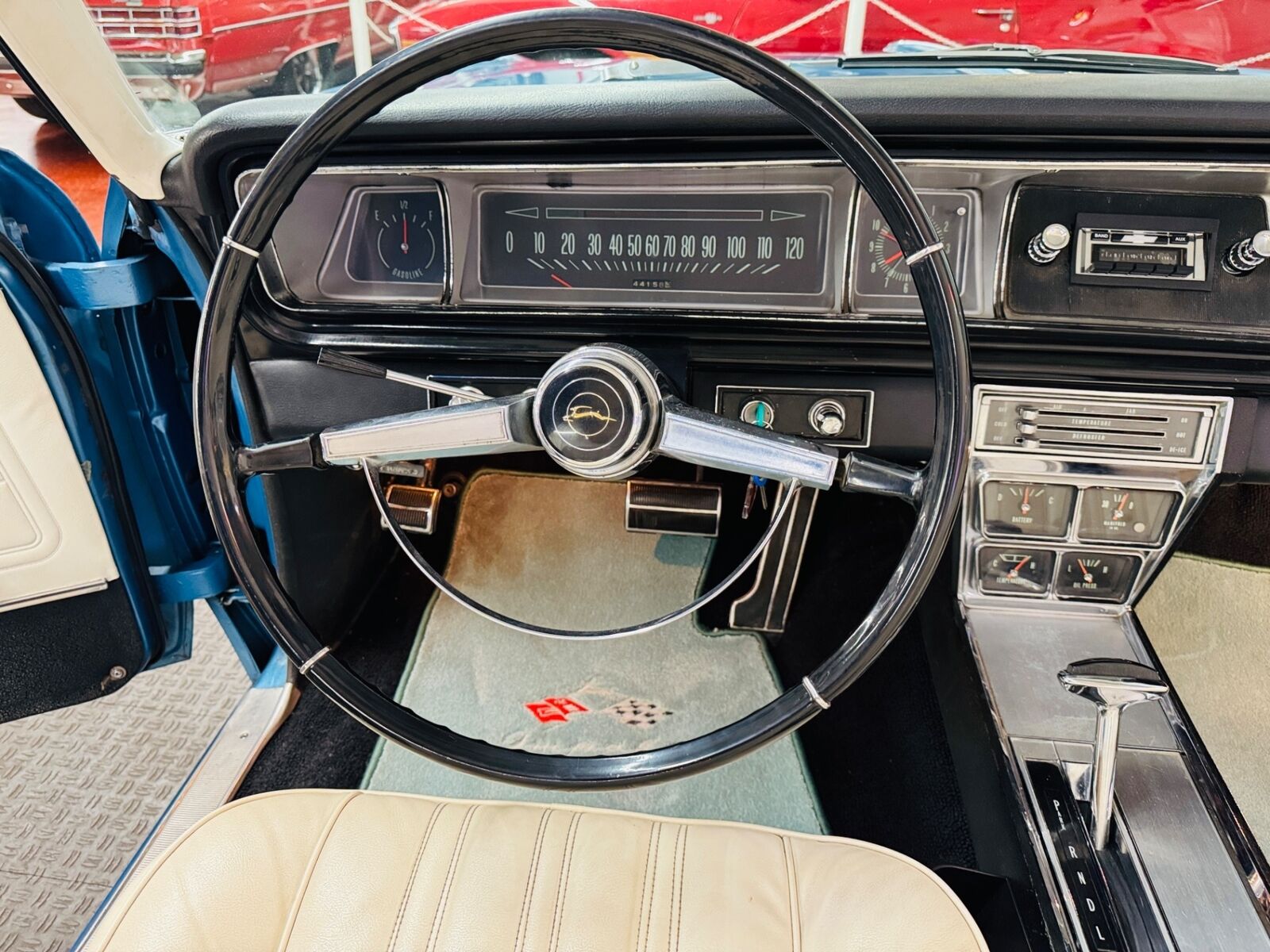 Chevrolet-Impala-1966-Convertible-37