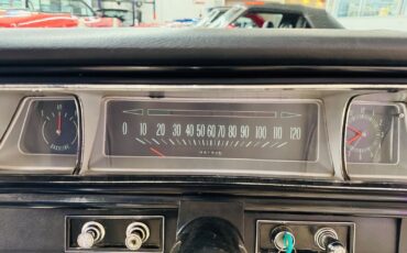 Chevrolet-Impala-1966-Convertible-38