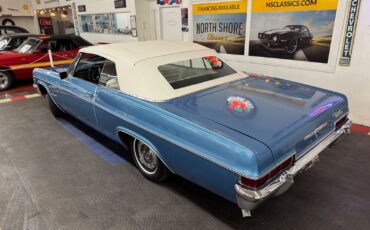 Chevrolet-Impala-1966-Convertible-4