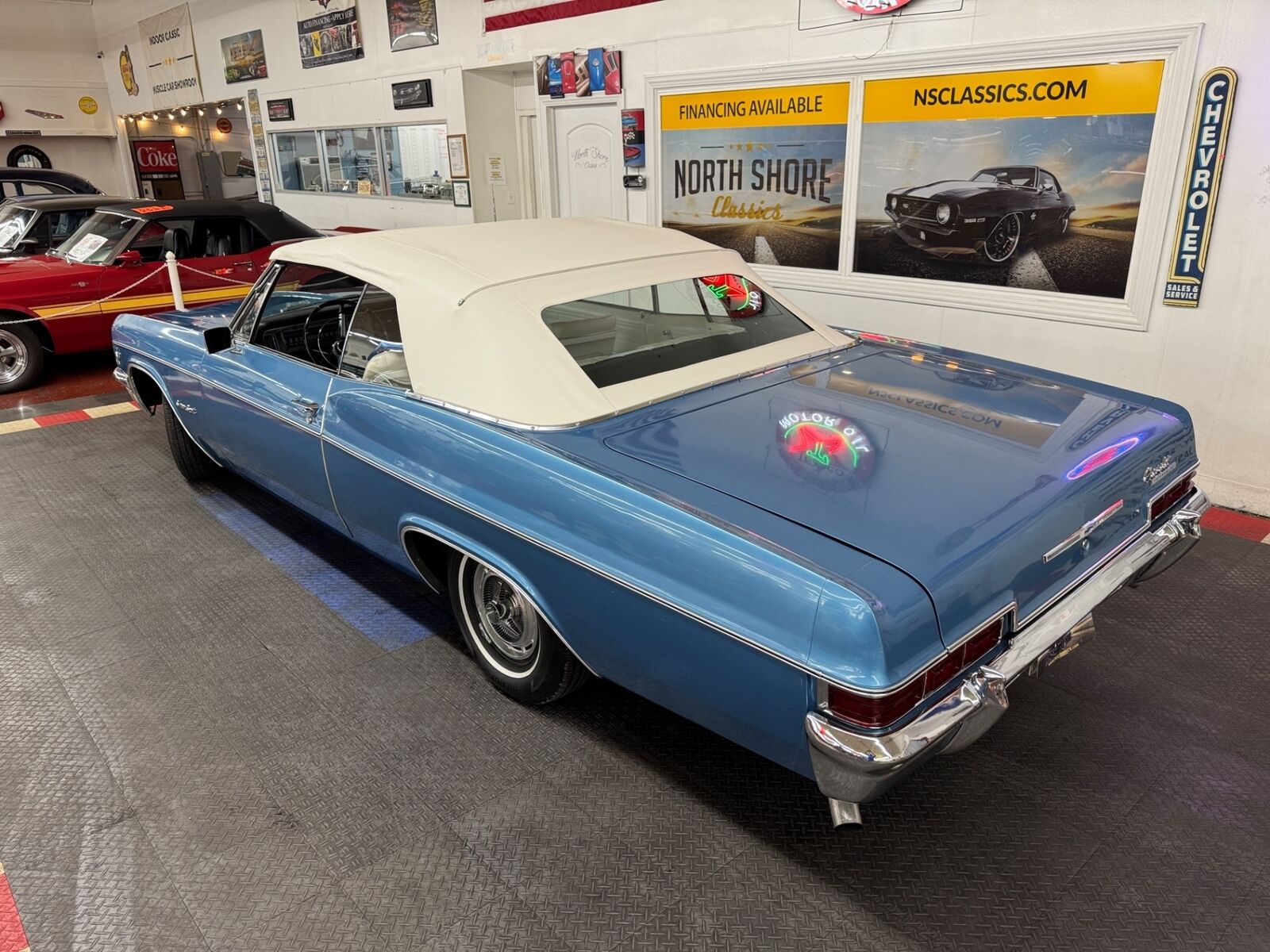 Chevrolet-Impala-1966-Convertible-4