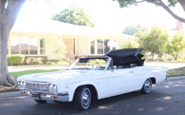 Chevrolet-Impala-1966-Convertible-8