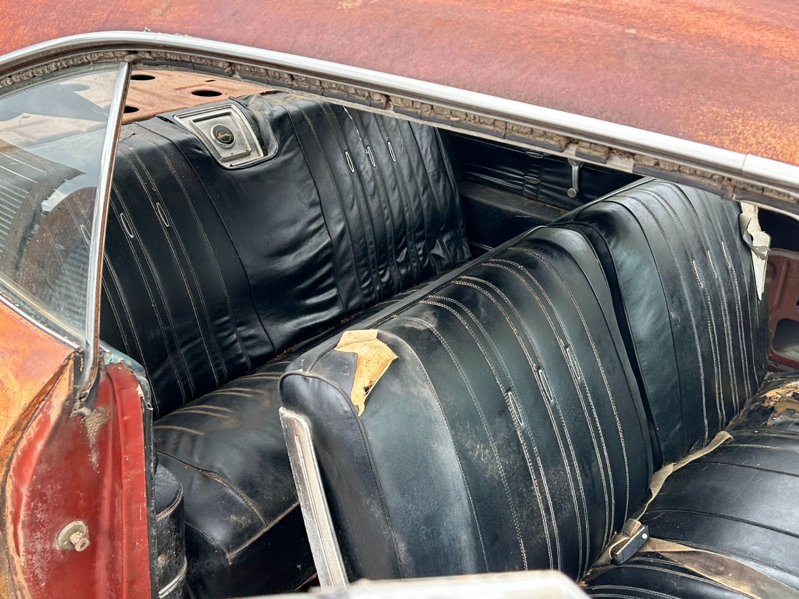 Chevrolet-Impala-1966-Coupe-11
