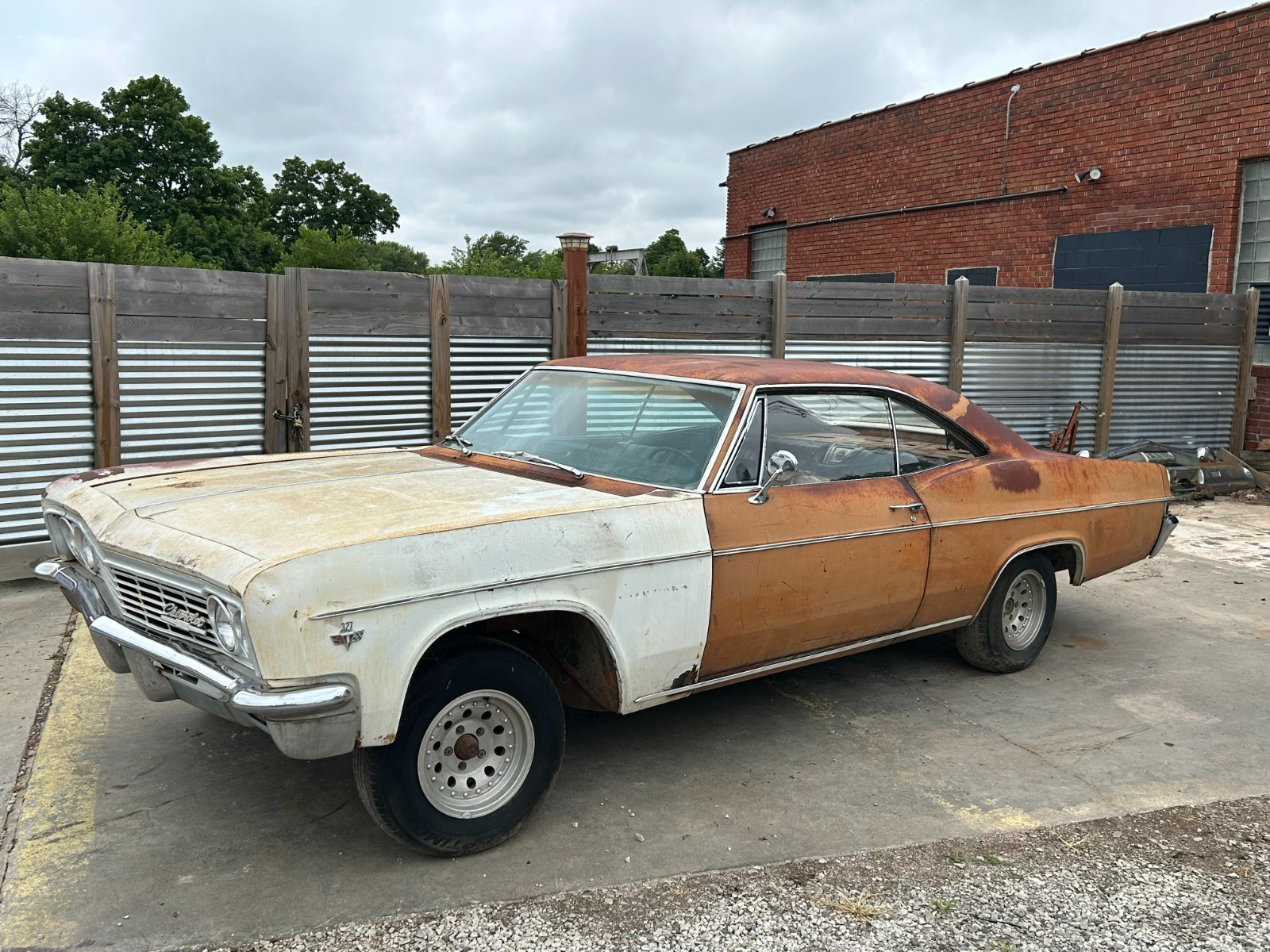 Chevrolet-Impala-1966-Coupe-4