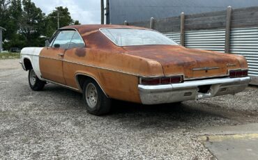 Chevrolet-Impala-1966-Coupe