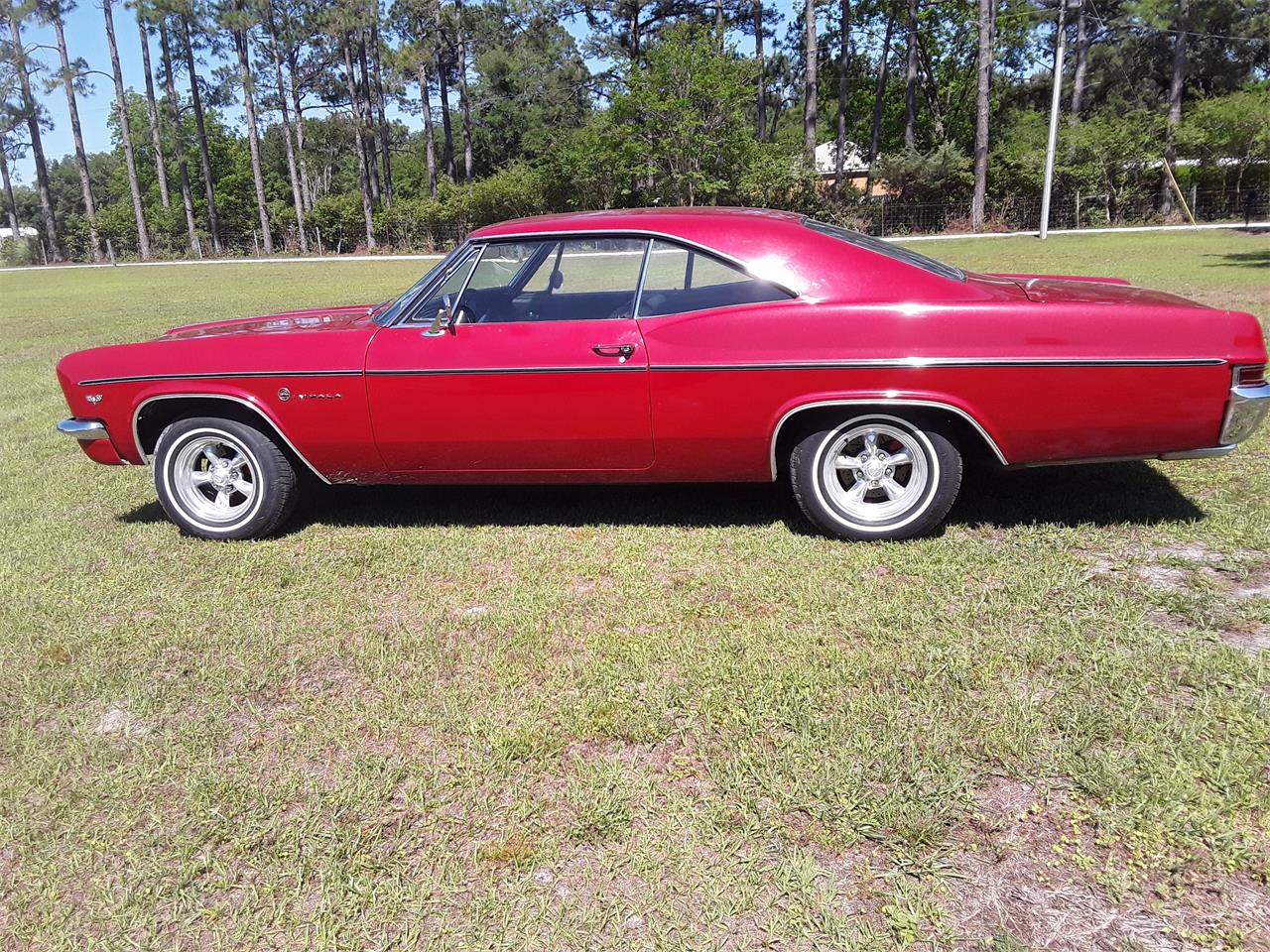 Chevrolet-Impala-1966-Red-Black-2