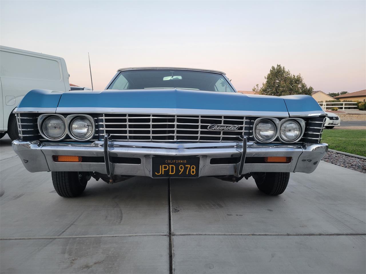 Chevrolet-Impala-1967-Blue-White-Blue-11