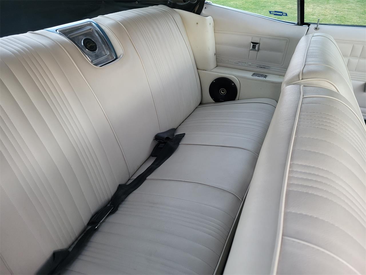 Chevrolet-Impala-1967-Blue-White-Blue-22