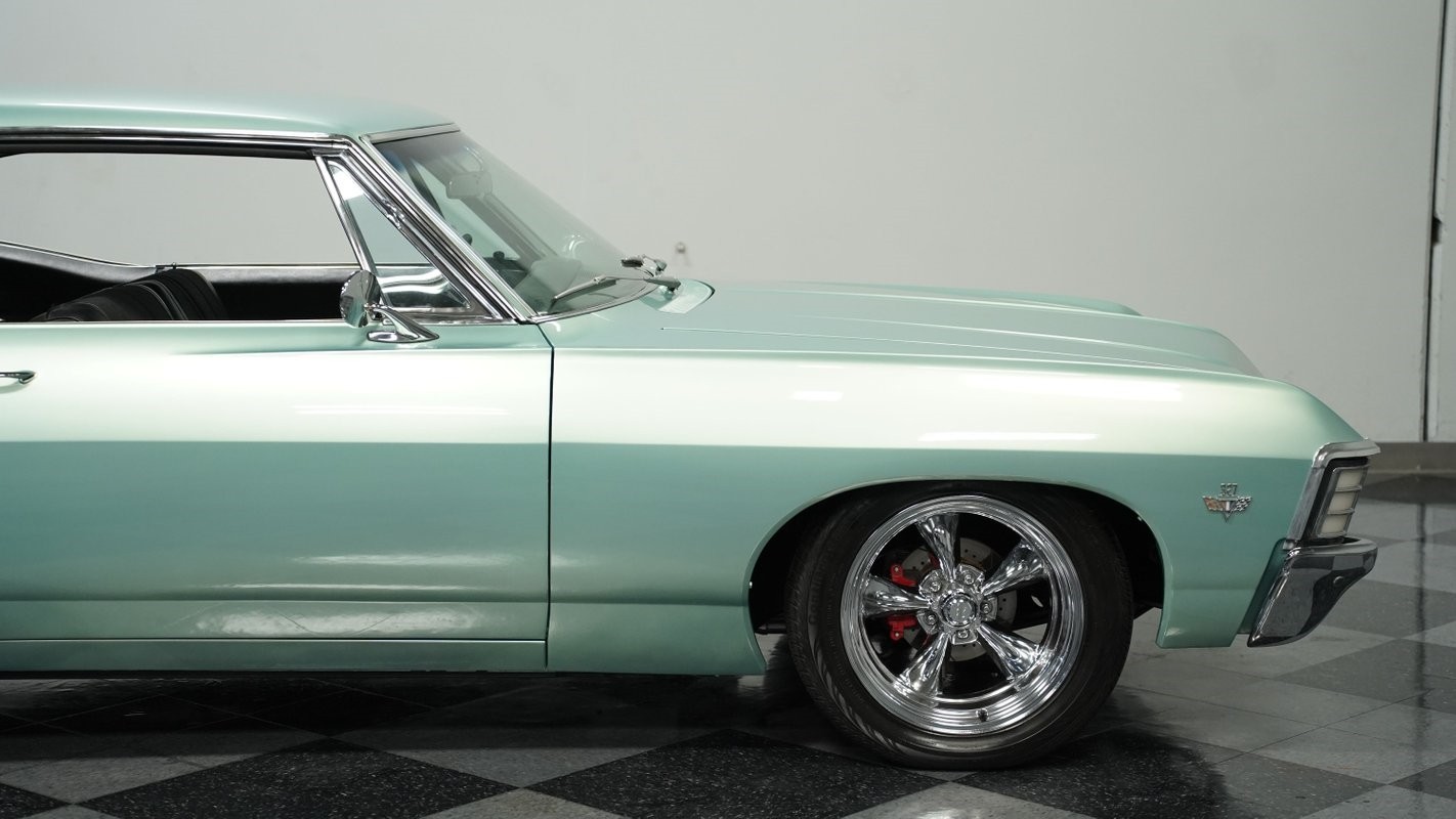 Chevrolet-Impala-1967-Hardtop-24