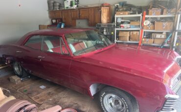 Chevrolet-Impala-1967-Sedan-1