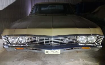 Chevrolet-Impala-1967-Sedan-1