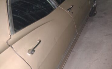 Chevrolet-Impala-1967-Sedan-2