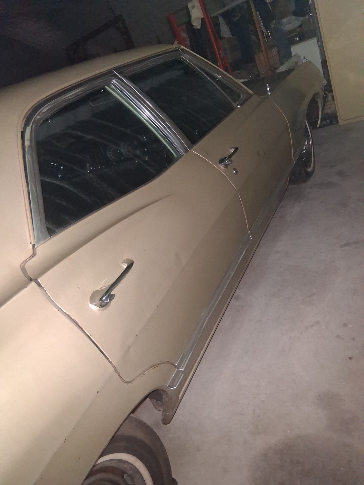 Chevrolet-Impala-1967-Sedan-2