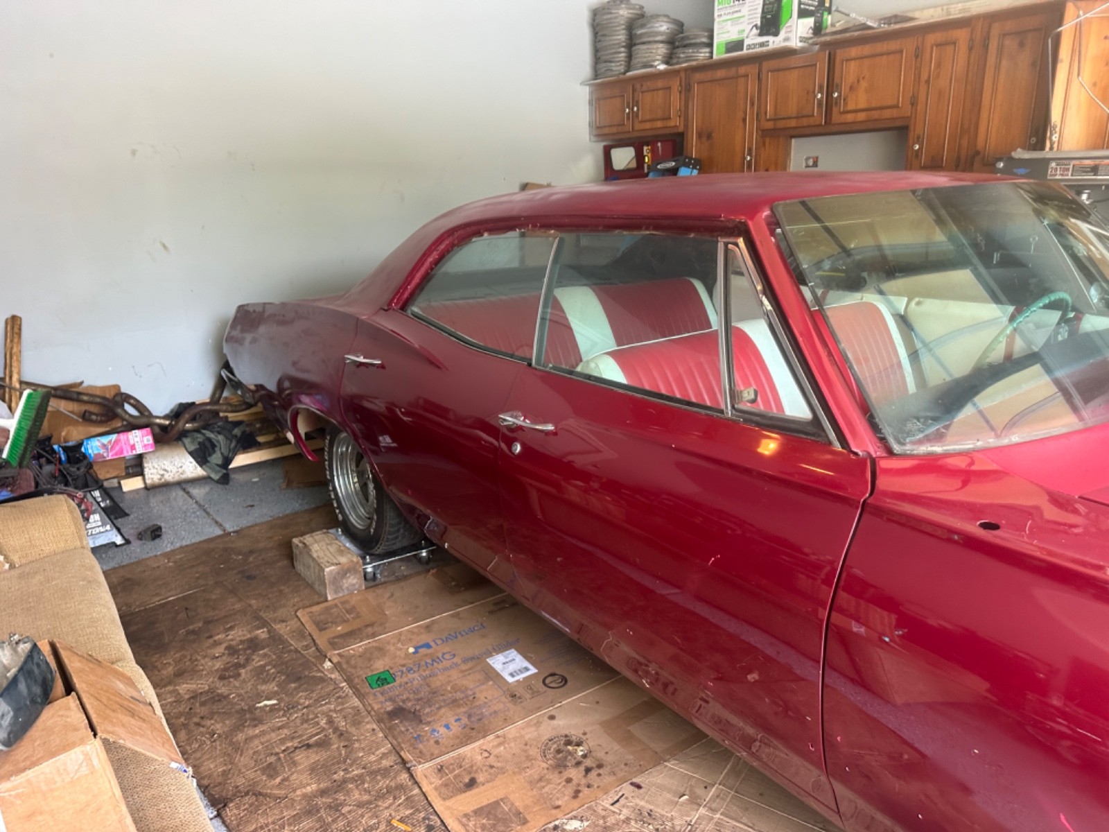 Chevrolet-Impala-1967-Sedan-3