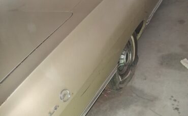 Chevrolet-Impala-1967-Sedan-38