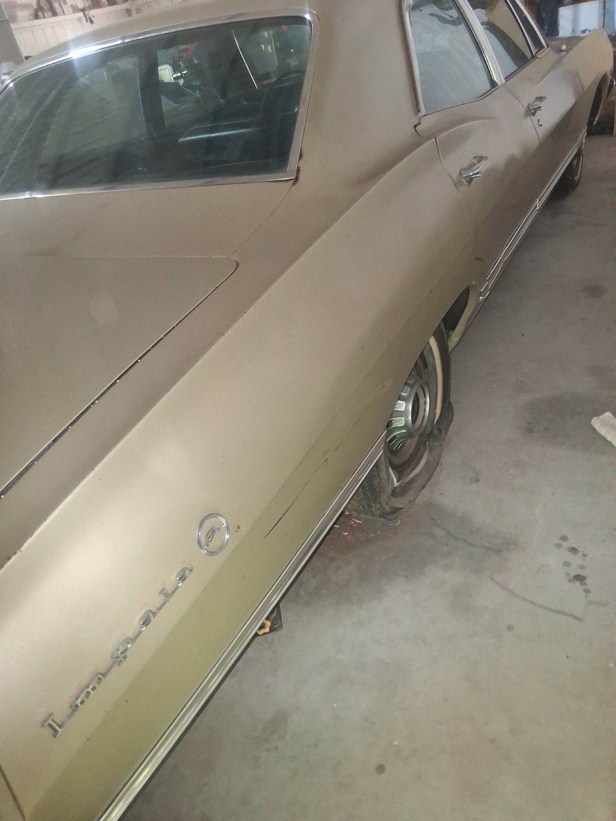 Chevrolet-Impala-1967-Sedan-38