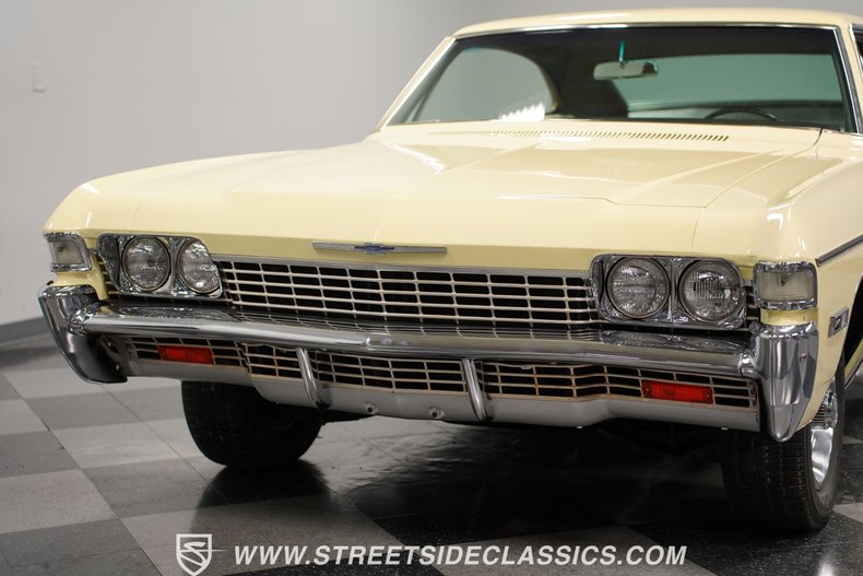 Chevrolet-Impala-1968-Butternut-Yellow-Parchment-20