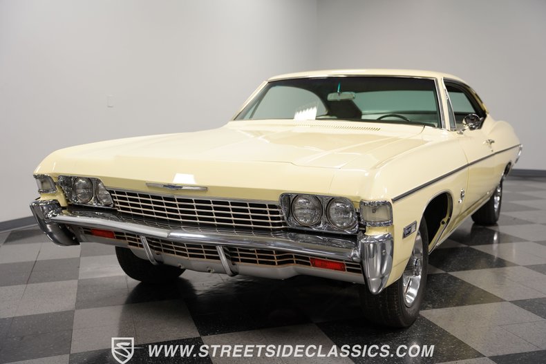 Chevrolet-Impala-1968-Butternut-Yellow-Parchment-28