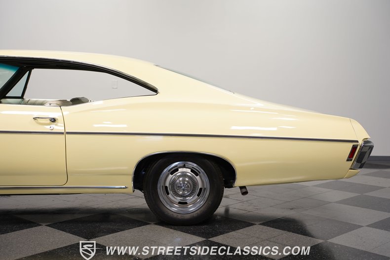 Chevrolet-Impala-1968-Butternut-Yellow-Parchment-31