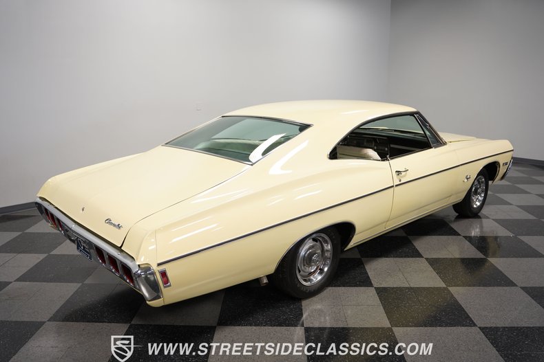 Chevrolet-Impala-1968-Butternut-Yellow-Parchment-35