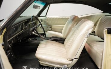 Chevrolet-Impala-1968-Butternut-Yellow-Parchment-9