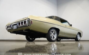 Chevrolet-Impala-1968-Gold-10