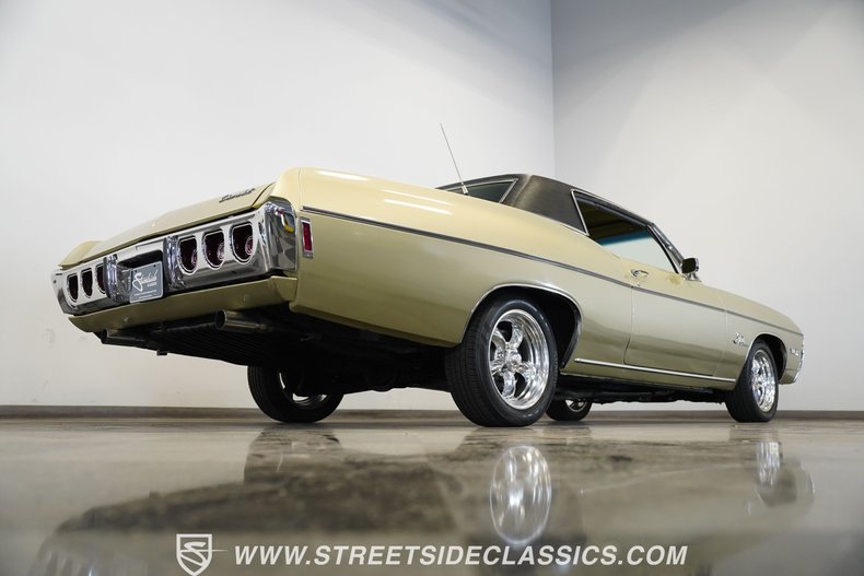 Chevrolet-Impala-1968-Gold-10