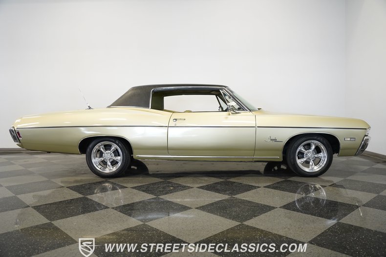 Chevrolet-Impala-1968-Gold-14