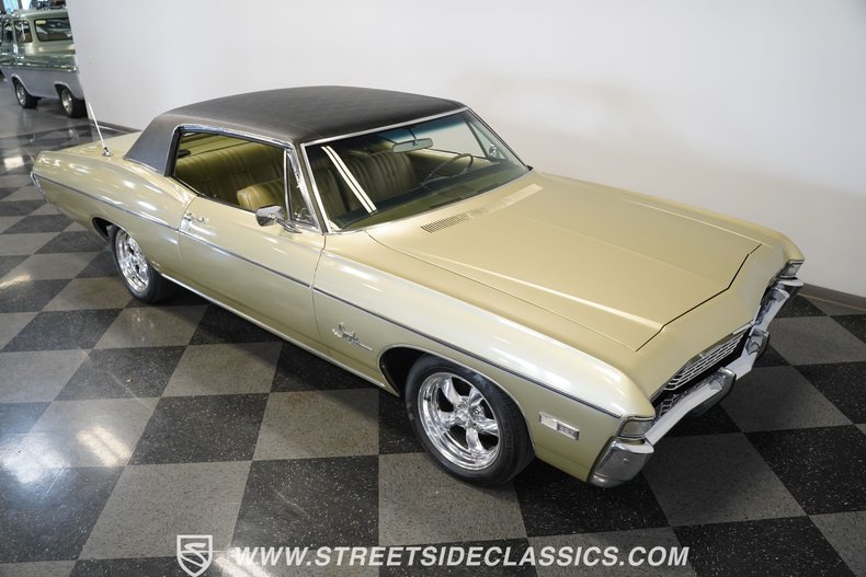 Chevrolet-Impala-1968-Gold-17