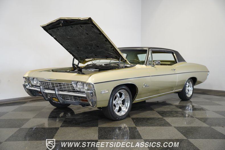 Chevrolet-Impala-1968-Gold-27