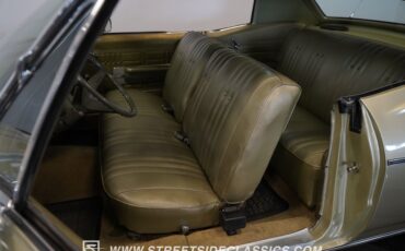 Chevrolet-Impala-1968-Gold-33
