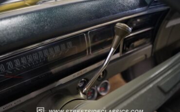 Chevrolet-Impala-1968-Gold-38