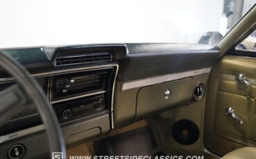 Chevrolet-Impala-1968-Gold-41