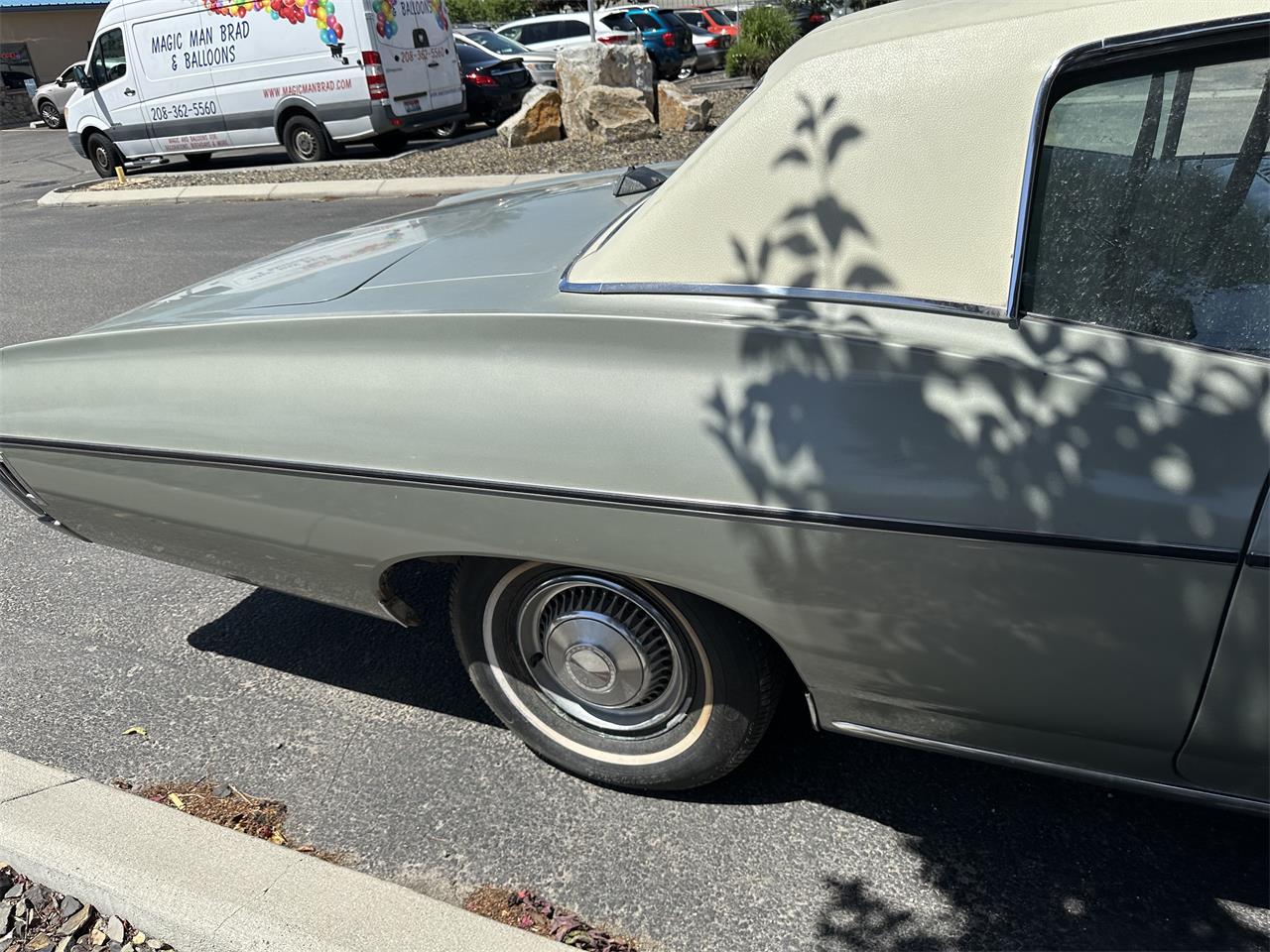 Chevrolet-Impala-1968-Grey-White-2