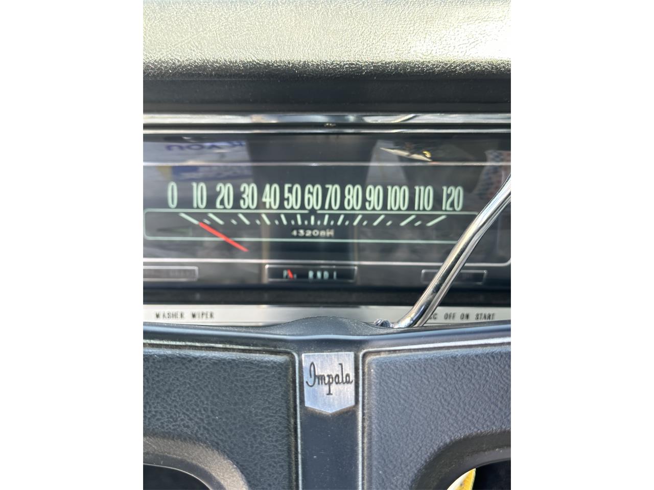 Chevrolet-Impala-1968-Grey-White-8
