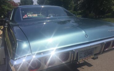 Chevrolet-Impala-1968-Island-Teal-Island-Teal-4