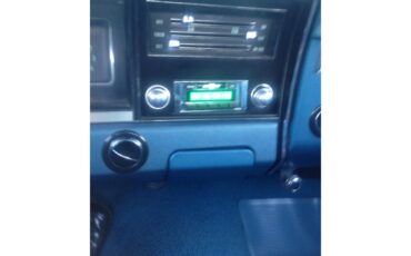 Chevrolet-Impala-1968-Island-Teal-Island-Teal-8