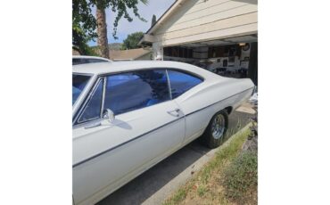 Chevrolet-Impala-1968-White-Blue-1