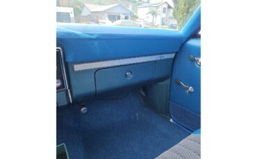Chevrolet-Impala-1968-White-Blue-15