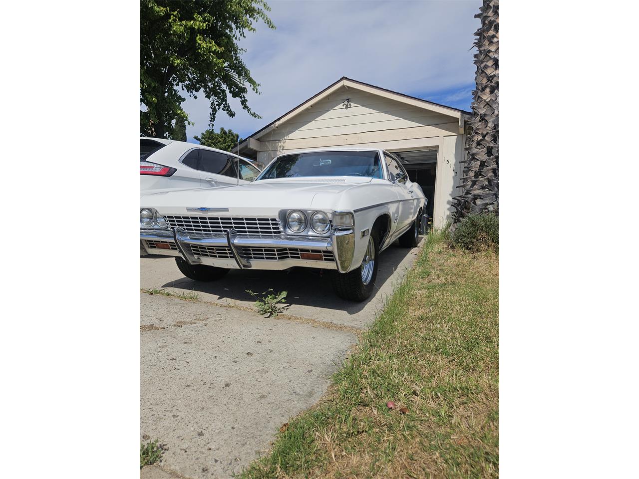 Chevrolet-Impala-1968-White-Blue-2