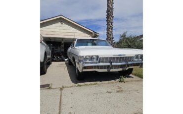 Chevrolet-Impala-1968-White-Blue-3