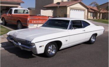 Chevrolet-Impala-1968-White-Blue