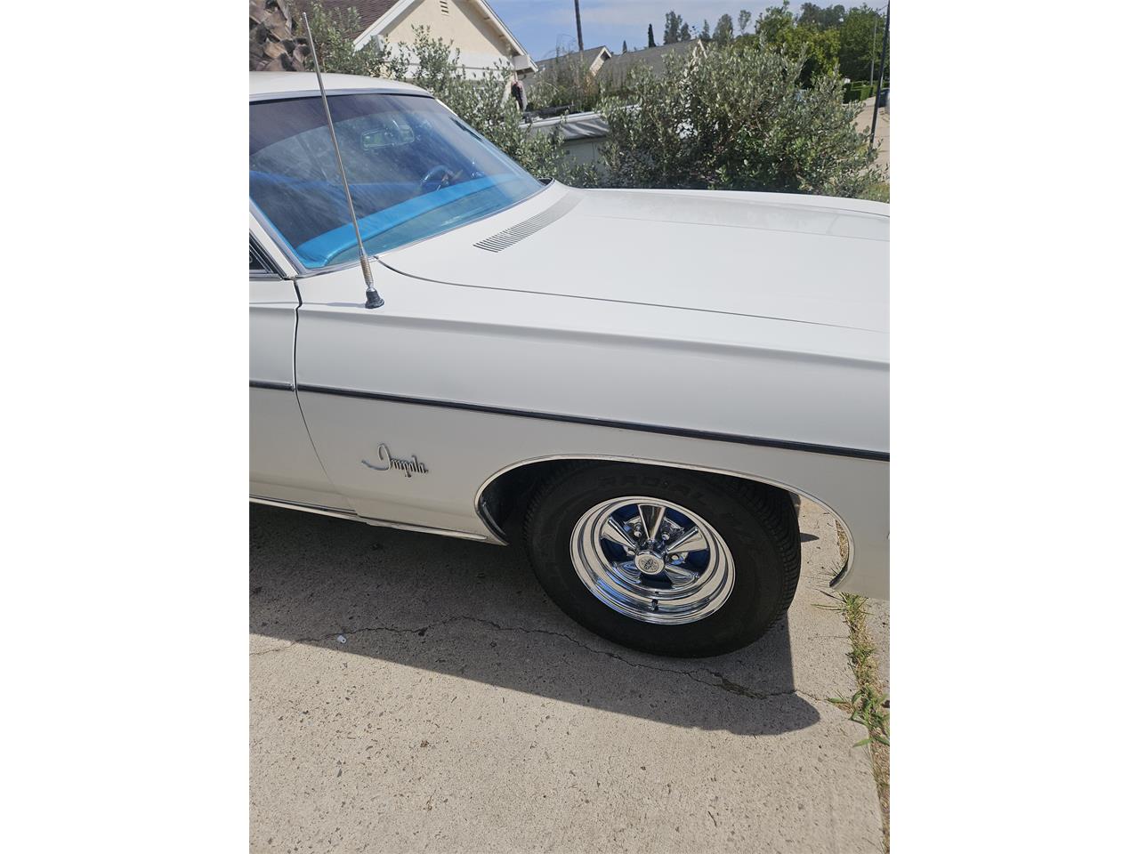 Chevrolet-Impala-1968-White-Blue-5